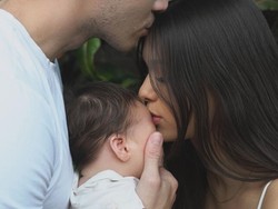 Tantangan Ria Andrews Pacar Stefan William Setahun Jadi Ibu