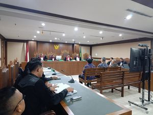 2 Eks Direktur PT Timah Didakwa Terlibat Korupsi Penambangan Ilegal Rp 300 T