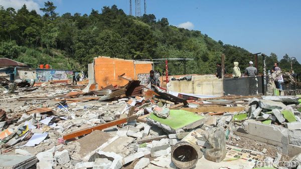 Warpat Tinggal Kenangan, Kini Rata dengan Tanah