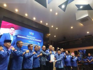 AHY Bernostalgia soal Pilgub DKI 2017 Saat Serahkan Dukungan ke RK-Suswono