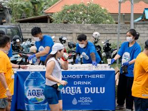 AQUA Dukung Gaya Hidup Sehat & Lestarikan Alam di Maybank Marathon 2024 AQUA Dukung Gaya Hidup Sehat & Lestarikan Alam di Maybank Marathon 2024