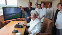 Bahagianya Kim Jong Un Lihat Kinerja Ledakan Drone Miliknya