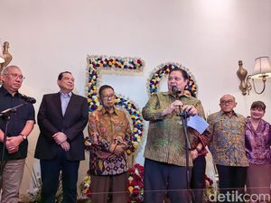 Eks Menko Kumpul di Kantor Airlangga Bahas Kelas Menengah, Ada CT-Darmin Nasution