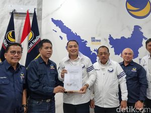 Giliran NasDem Beri Rekom Maju Pilwali Surabaya ke Eri-Armuji Giliran NasDem Beri Rekom Maju Pilwali Surabaya ke Eri-Armuji
