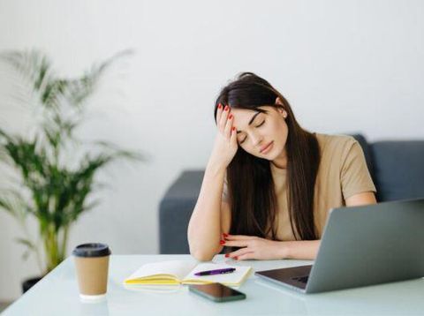 Ilustrasi stres /Foto: Freepik/ diana.grytsku