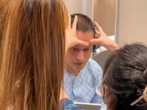 Momen Jelang Indra Bruggman Jalani Operasi Plastik di Korea