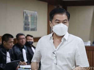 Dakwaan Budi Said Ungkap Rekayasa Transaksi Emas dan Aliran Duit Dakwaan Budi Said Ungkap Rekayasa Transaksi Emas dan Aliran Duit