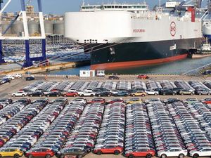 Kanada Pungut Tarif 100% untuk Impor Mobil Listrik China