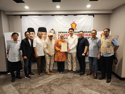 Pilwalkot Cirebon: Gerindra Usung Eti -Suhendrik di Detik-detik Akhir