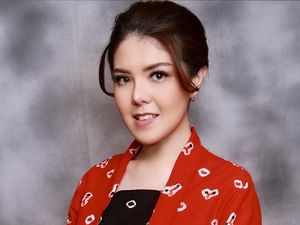 Tina Toon Diteror Tiap Waktu Usai Nomor Telepon Jadi Jaminan Pinjol Tina Toon Diteror Tiap Waktu Usai Nomor Telepon Jadi Jaminan Pinjol
