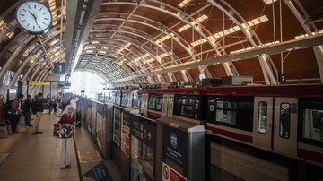 Hampir 60 Ribu Orang Naik LRT Jabodebek Saat HUT TNI!