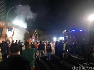 UNM Ungkap Awal Mula Kampus Dirusak Massa Saat Demo Ricuh di Makassar UNM Ungkap Awal Mula Kampus Dirusak Massa Saat Demo Ricuh di Makassar