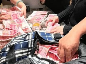 Wanita Ini Lakukan Balas Dendam Epik Usai Dicuekin di Toko Baju Mewah Wanita Ini Lakukan Balas Dendam Epik Usai Dicuekin di Toko Baju Mewah
