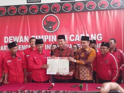 Makin Kuat, Yuhronur-Dirham Kantongi Rekom PDIP-PAN di Pilbup Lamongan