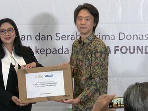 Bareng CTARSA, ASUS Sebar Ratusan Laptop untuk Dukung Pendidikan RI