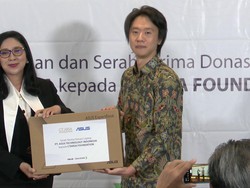 Bareng CTARSA, ASUS Sebar Ratusan Laptop untuk Dukung Pendidikan RI