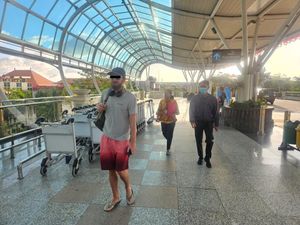 Kerap Menyelinap ke Kamar Hotel Tanpa Izin, WN Ukraina Dideportasi dari Bali Kerap Menyelinap ke Kamar Hotel Tanpa Izin, WN Ukraina Dideportasi dari Bali