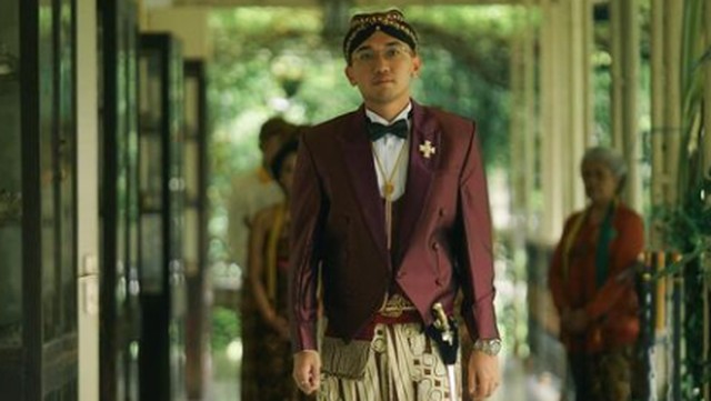 Highlight Dunia Hiburan InsertLive : Gusti Bhre Dicopot dari Komisaris KAI, Ada Apa?