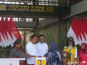 Usai dari RS Sardjito, Jokowi Resmikan Pasar Godean Sleman