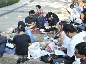 Menggambar Bersama dengan Beragam Gaya di Komunitas Gengsee Surabaya Menggambar Bersama dengan Beragam Gaya di Komunitas Gengsee Surabaya