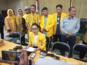 Mundur dari Bursa Pilkada Solo, Sekar Tandjung Dukung Respati-Astrid Mundur dari Bursa Pilkada Solo, Sekar Tandjung Dukung Respati-Astrid