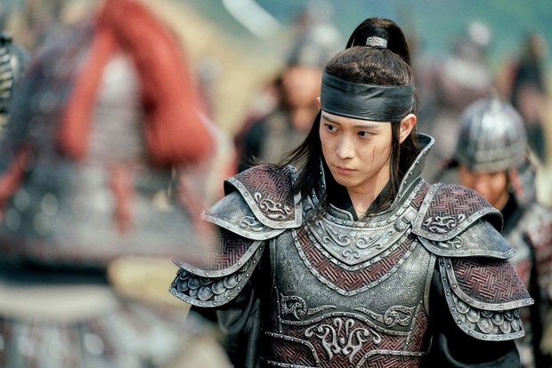 Kim Young Dae di drama Moon in the Day (2023)/Foto: ENA