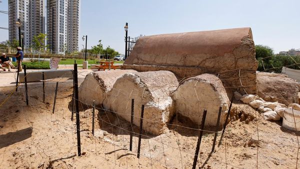 Melihat Makam Kuno Berusia 2.000 Tahun di Ashkelon