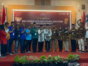 Diusung 7 Parpol, Fauzi Fallas-Ahmad Ridwan Daftar Pilkada Batang Diusung 7 Parpol, Fauzi Fallas-Ahmad Ridwan Daftar Pilkada Batang