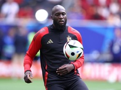 Lukaku Jalani Tes Medis untuk Gabung Napoli, Suporter Menggila