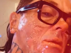 Kondisi Menyedihkan Personel Slipknot dengan Wajah Meleleh, Ini yang Terjadi