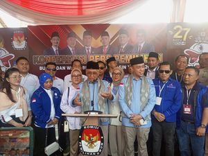 Daftar di KPU Banyuasin, Paslon Selfi Diiringi Moge hingga Reog