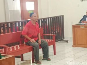 Zulkarnain yang Bakar 2 Rumah di Lorong Roda Palembang Divonis 9,5 Tahun Penjara Zulkarnain yang Bakar 2 Rumah di Lorong Roda Palembang Divonis 9,5 Tahun Penjara