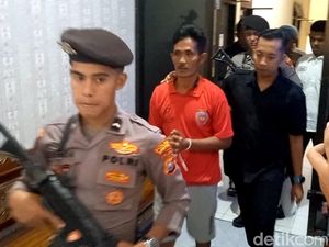Kasus Perusakan Rumah Mantan Kades di Sampang Bermotif Sakit Hati Kasus Perusakan Rumah Mantan Kades di Sampang Bermotif Sakit Hati