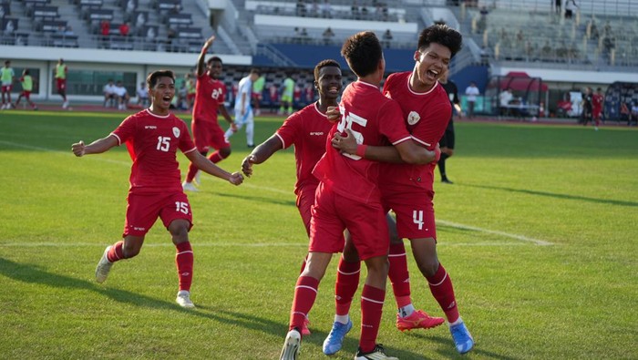 Timnas Indonesia U-20 saat berhadapan dengan Timnas Argentina U-20 di Seoul Earth On Us Cup 2024, Rabu (28/8/2024).