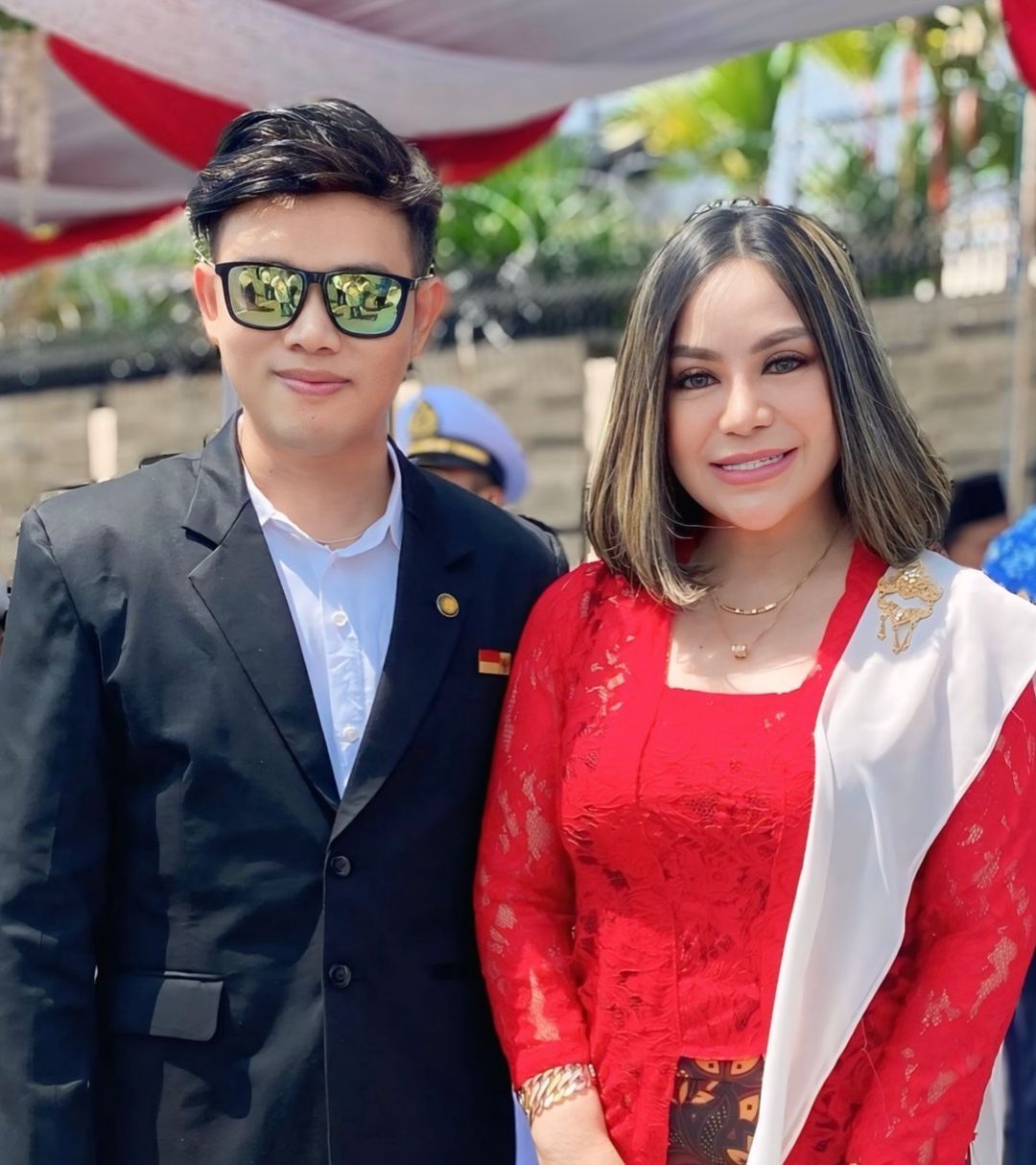Anisa Bahar dan Kekasih Berondong