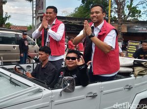 Paslon Hamenang-Benny Daftar Pilkada Klaten Naik VW Putih Diantar Sri Mulyani Paslon Hamenang-Benny Daftar Pilkada Klaten Naik VW Putih Diantar Sri Mulyani