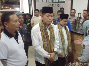 Paslon Herry Wibowo-Wahyu Mendaftar di Pilkada Klaten Diusung 3 Partai Paslon Herry Wibowo-Wahyu Mendaftar di Pilkada Klaten Diusung 3 Partai