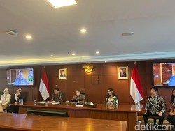 Luhut Mau Kumpulkan Investor-Pengusaha Dunia di JCC, Bahas Masalah Ini