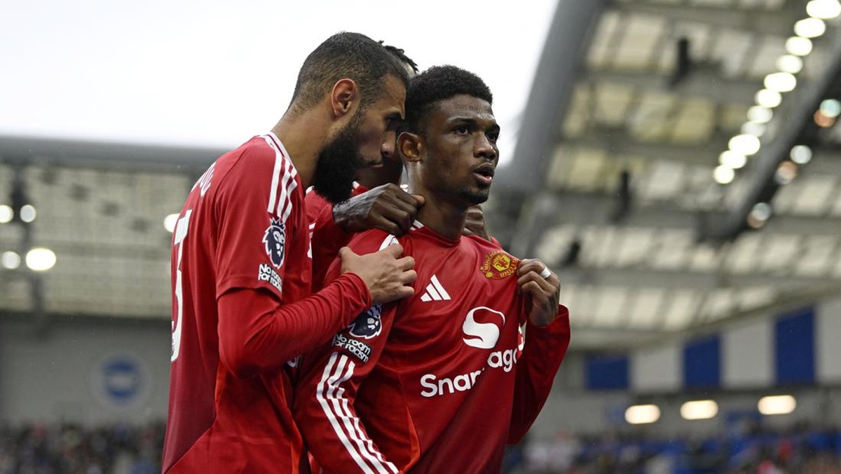 Amad Diallo dipuji Ruud van Nistelrooy. (Foto: REUTERS/TONY O BRIEN)