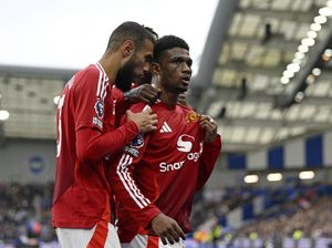 MU Start Lambat, Mazraoui: Cuma Kemunduran Kecil