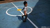 Melihat Keceriaan Anak-anak Bermain di RPTRA Sungai Bambu