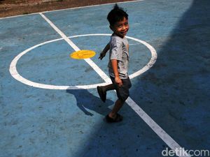 Melihat Keceriaan Anak-anak Bermain di RPTRA Sungai Bambu Melihat Keceriaan Anak-anak Bermain di RPTRA Sungai Bambu