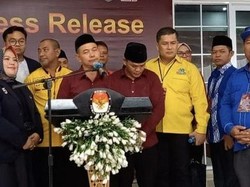 Mulkan-Ramadian Daftar ke KPU Bangka, Klaim Siap Lawan Kotak Kosong