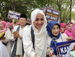 Paslon Dede Supriyadi dan Virnie Ismail Daftar Pilbup Lebak ke KPU