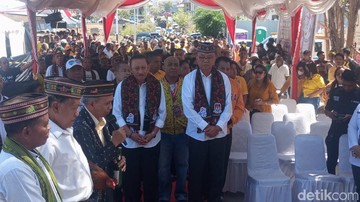 Jonas-Alo Janjikan Pendidikan Gratis untuk Warga Kupang