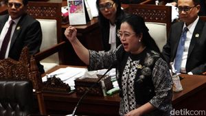 Puan Maharani Pimpin Rapat Paripurna HUT ke-79 DPR