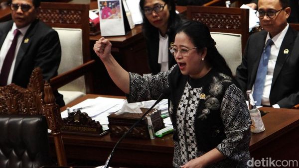 Puan Maharani Pimpin Rapat Paripurna HUT ke-79 DPR