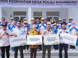 Dukung Pembangunan Berkelanjutan, Pusri Serahkan Bantuan Ke Masyarakat Pahawang