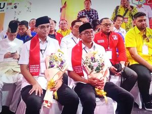 Pasangan Rico-Zaki Daftar Pilkada Medan 2024 ke KPU Pasangan Rico-Zaki Daftar Pilkada Medan 2024 ke KPU