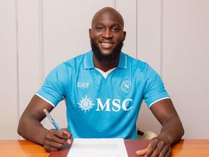 Resmi! Romelu Lukaku Berlabuh ke Napoli